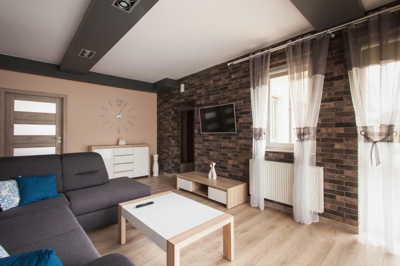 Apartamenty Sady Naleczowskie Exteriör bild
