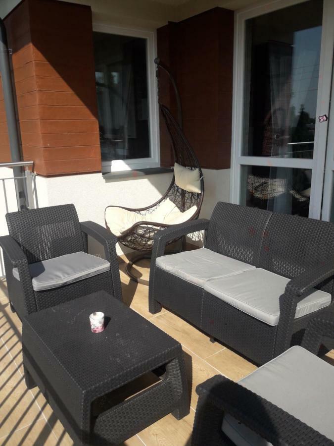 Apartamenty Sady Naleczowskie Exteriör bild